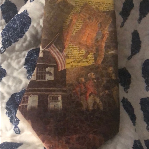 Men’s Tie with Congress and the Liberty Bell, - Picture 2 of 6